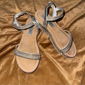 Badgley mischka Dressy Sandals, Wedge, Silver, Rhinestone, Sparkly, Girls Sz 1